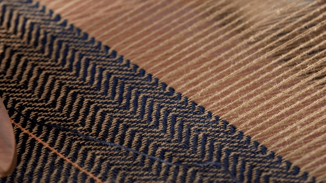 Reverse Twill Weaving (Chevron Weaving)